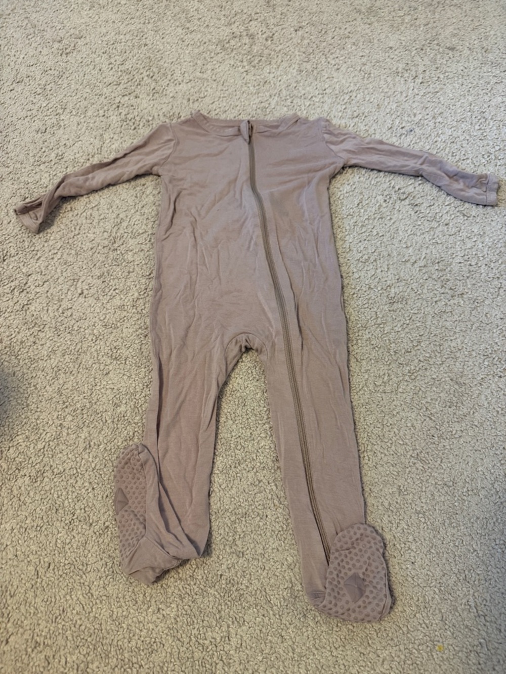 Kyte Baby footies neutral